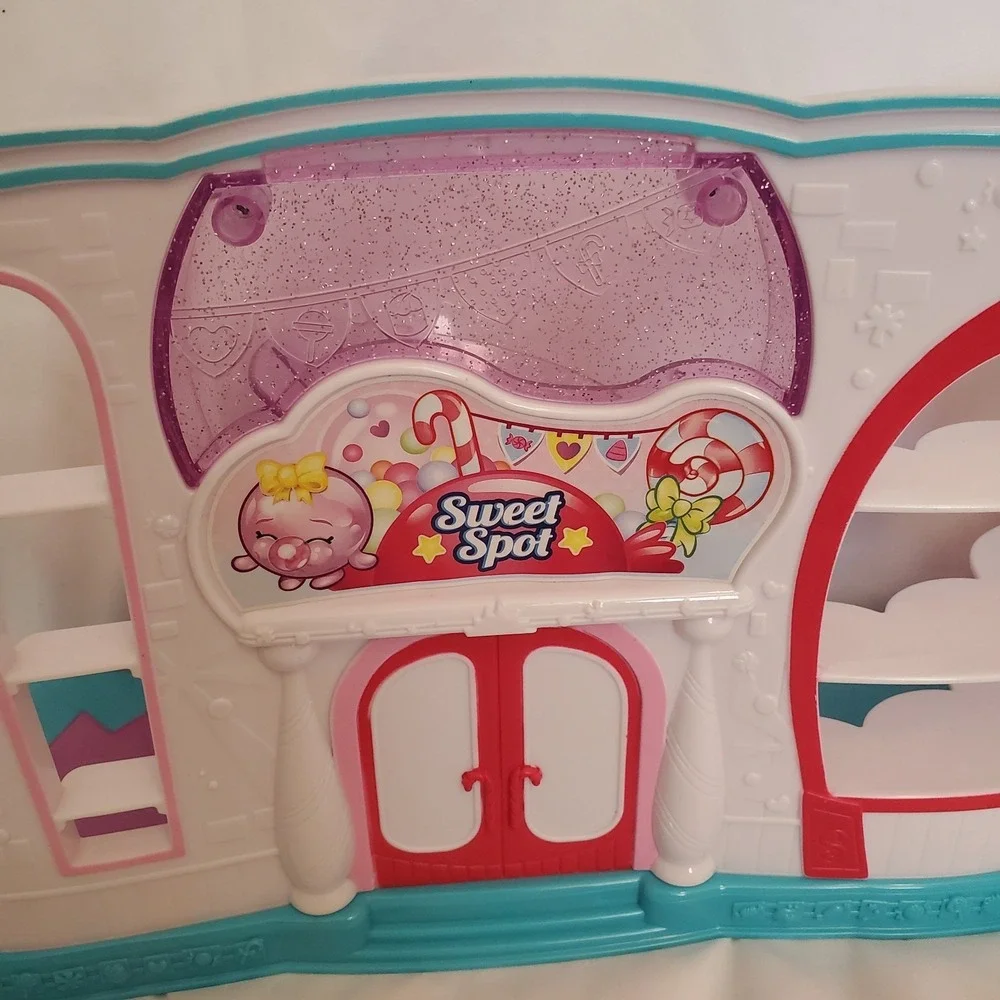 Shopkins Food Fair Sweet Spot Gumball‎ Machine Playset Used Complete